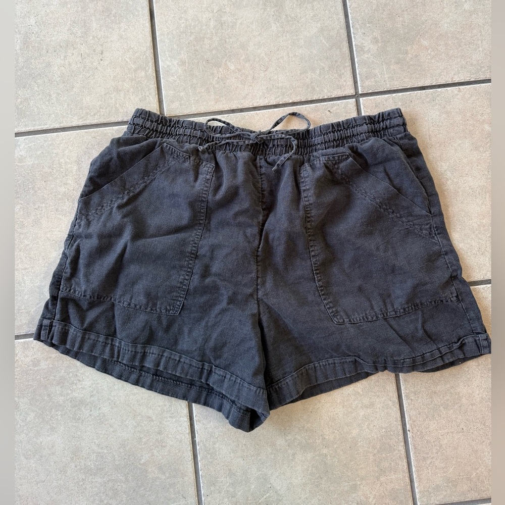 Universal threads women’s XL Cargo Tie String Shorts black